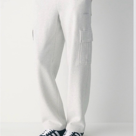 Aritzia white sweatfleece cargo pants Size XXS #cargo #sweatpants - Picture 2 of 7